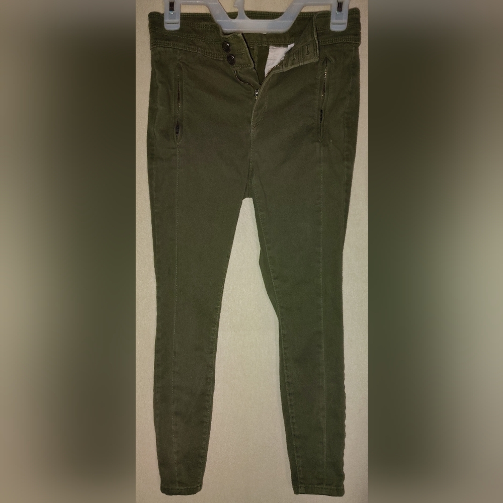 Olive crop pants